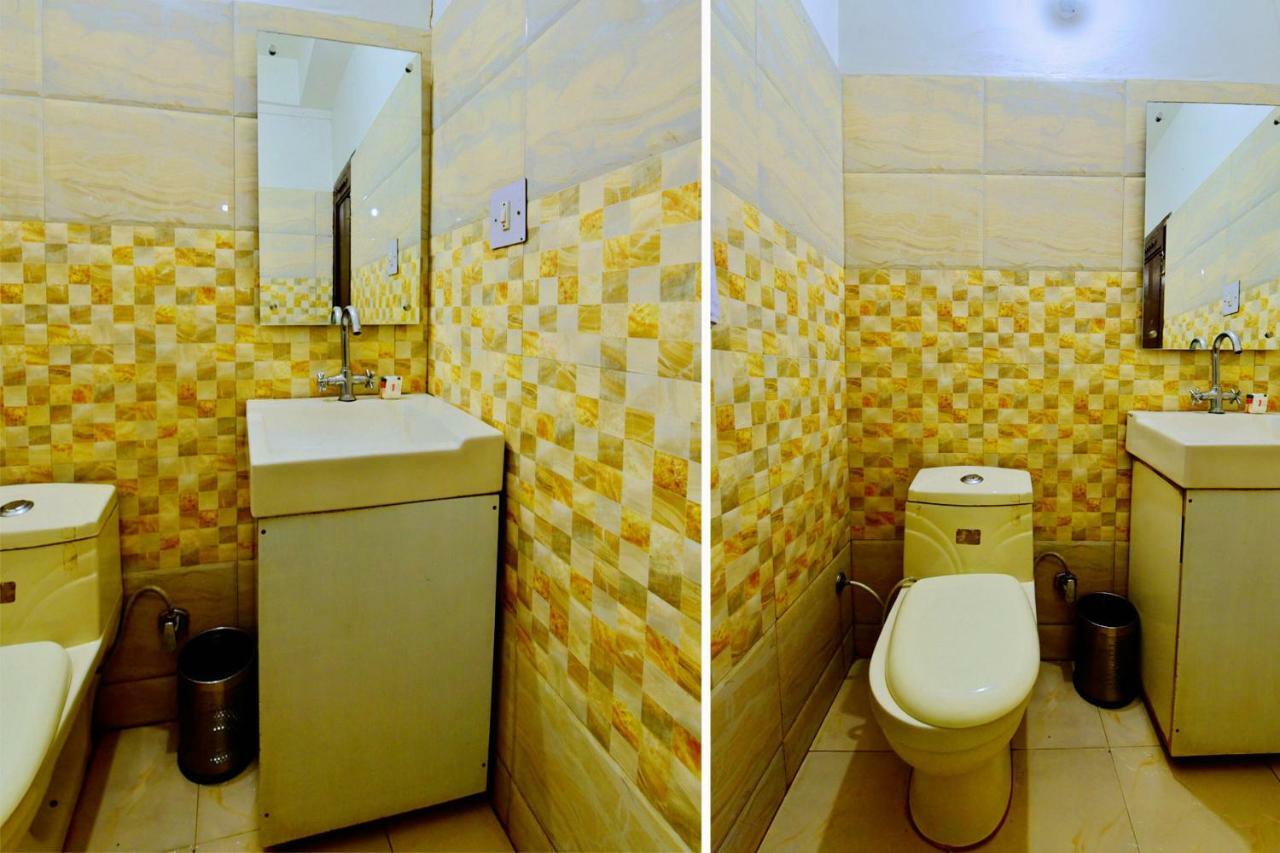 Oyo 26909 Hotel Paras 만디 외부 사진